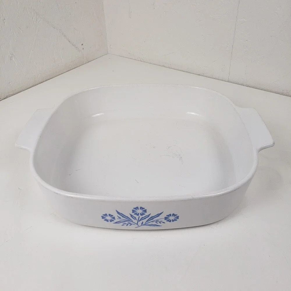 Vintage Corning Ware Blue Cornflower 10 Inch Square Casserole Dish P-10-B White